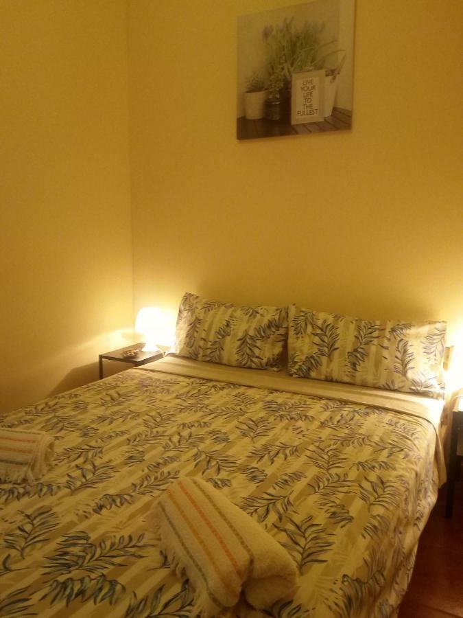 Rooms 4 You Quarto Rosa Portimao Exterior photo